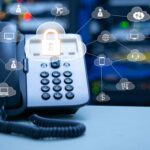 Téléphonie sur IP cloud icone mobile, casque, wifi