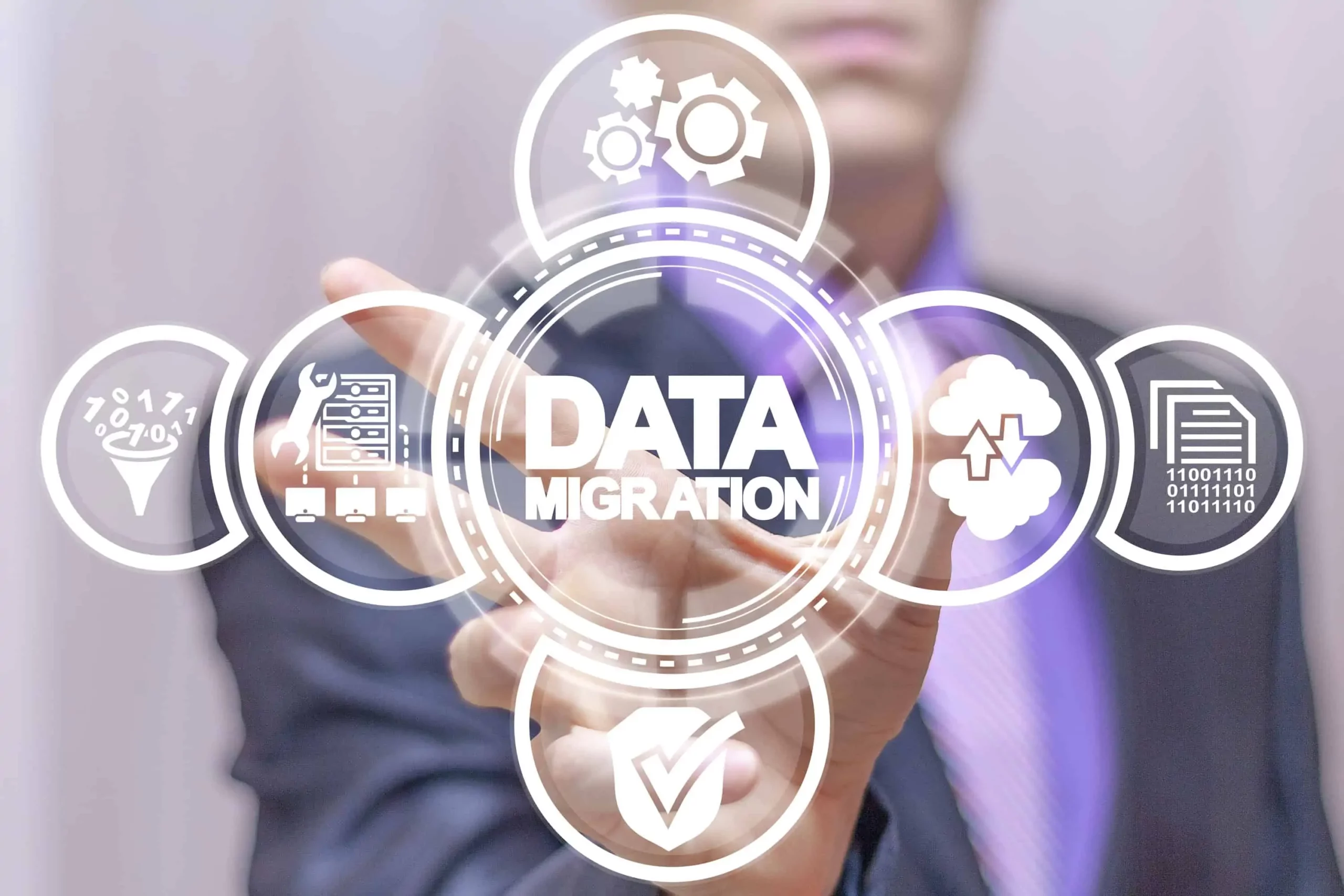 data migration dans des bulles avec différentes images